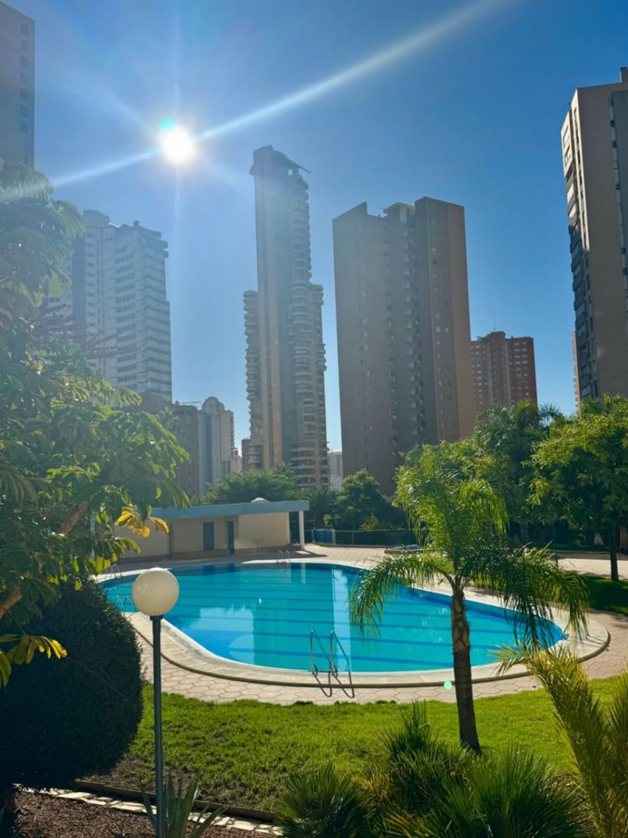 3 bedroom Apartment for sale in Benidorm with pool garage - € 325,000 (Ref: 9453728)