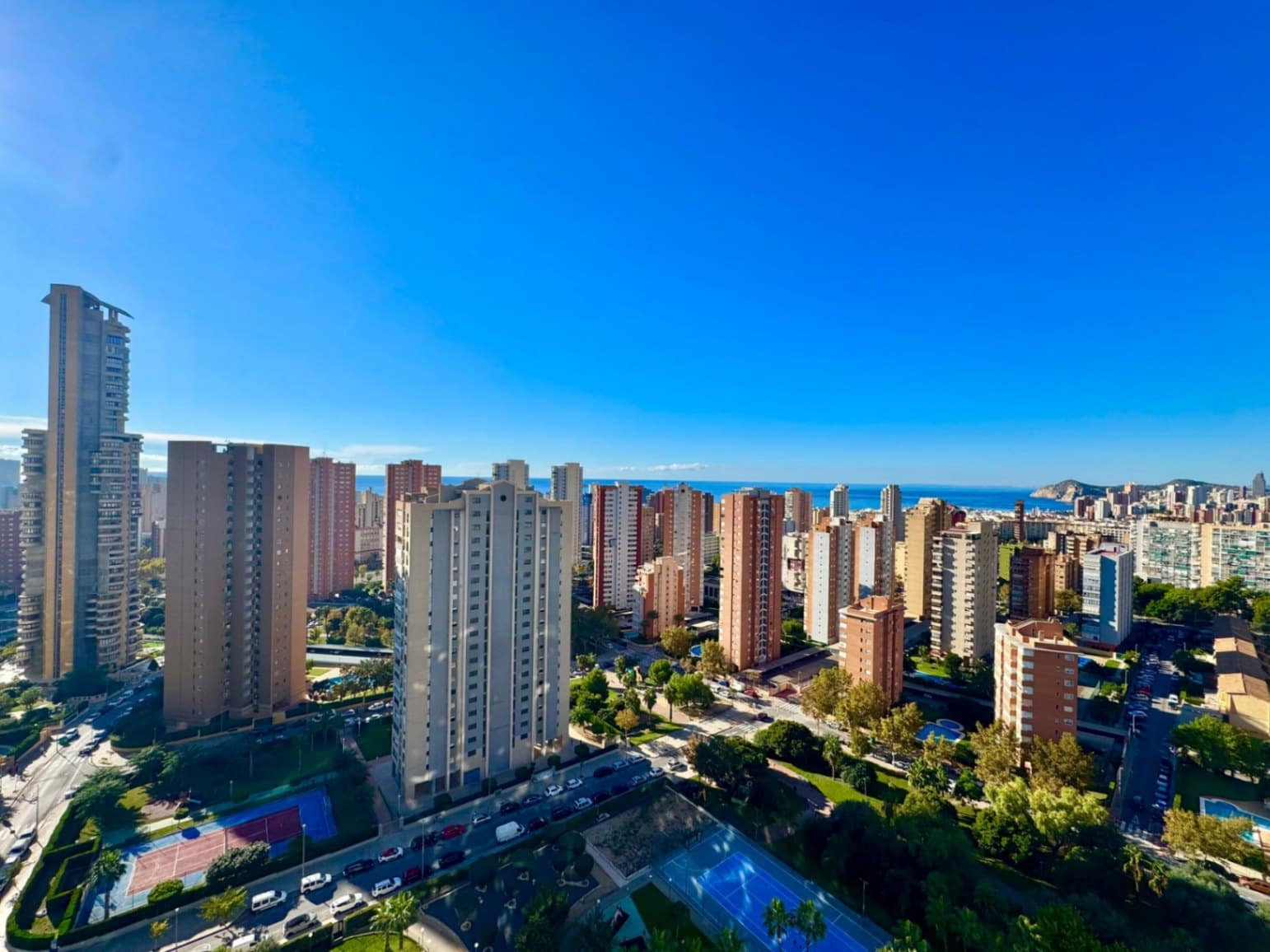 3 bedroom Apartment for sale in Benidorm with pool garage - € 325,000 (Ref: 9453728)