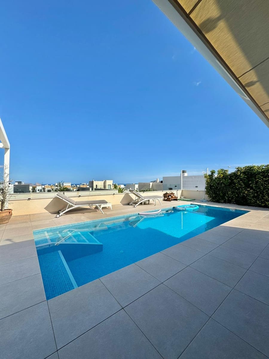 5 sovrum Villa till salu i Polop med pool garage - 649 000 € (Ref: 9453729)