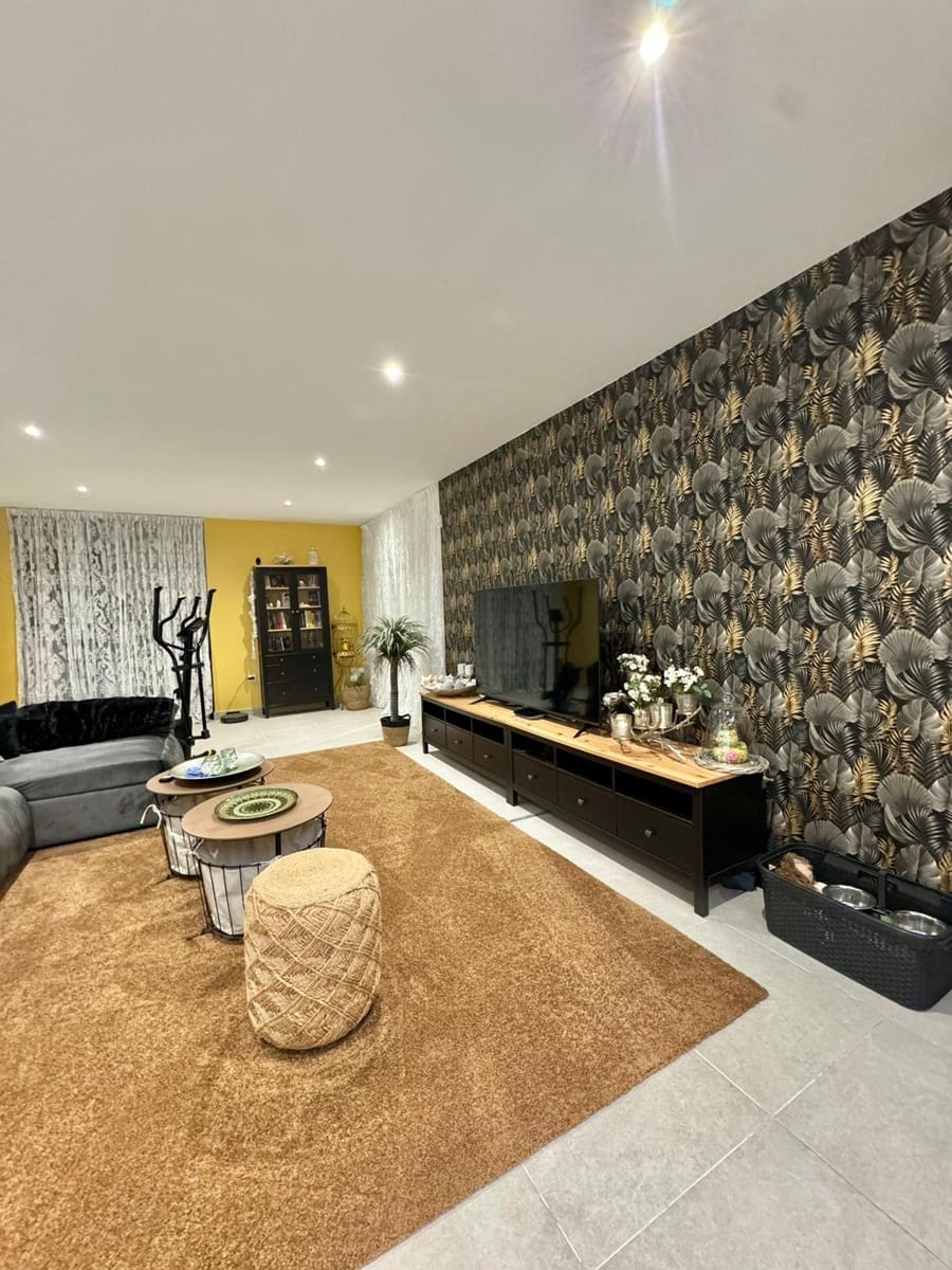 5 sovrum Villa till salu i Polop med pool garage - 649 000 € (Ref: 9453729)