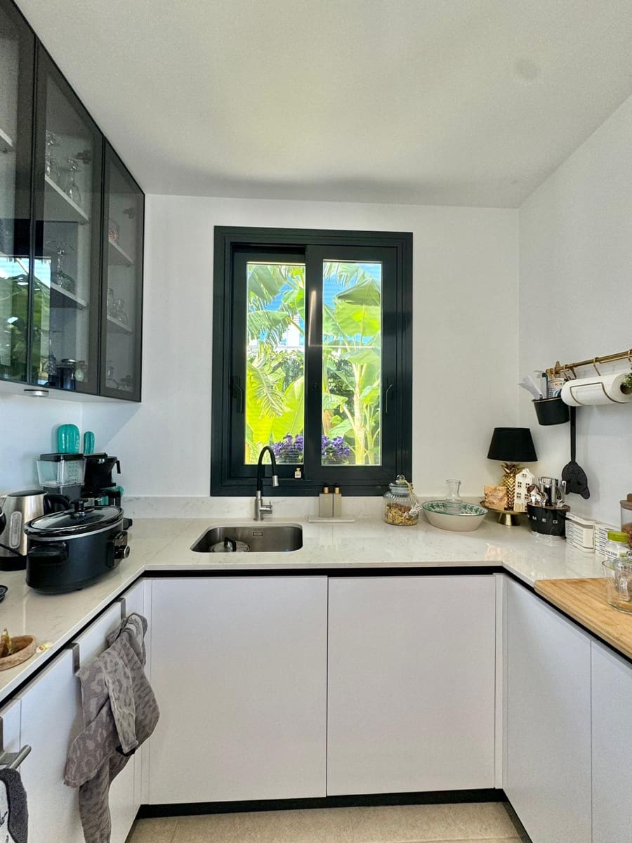 5 sovrum Villa till salu i Polop med pool garage - 649 000 € (Ref: 9453729)