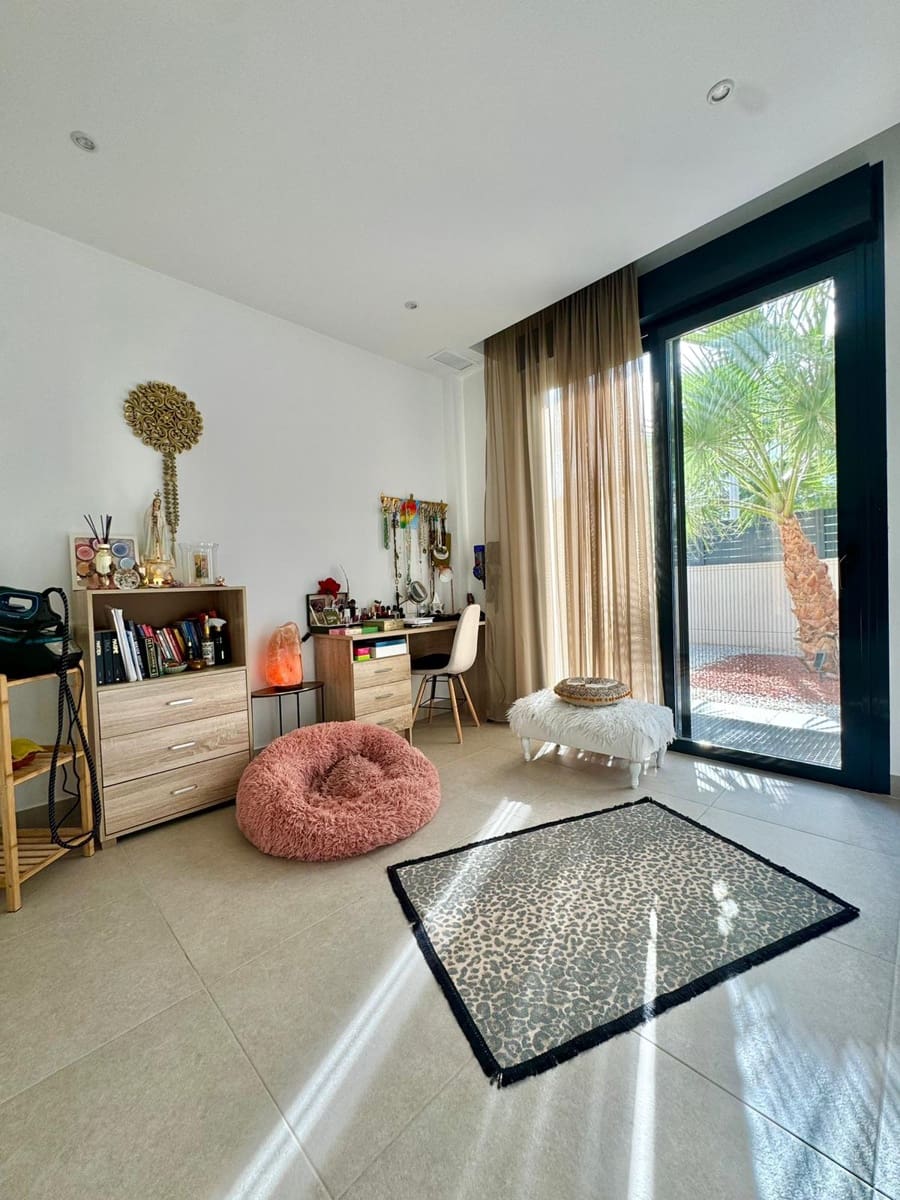 5 sovrum Villa till salu i Polop med pool garage - 649 000 € (Ref: 9453729)