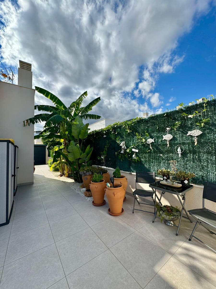 5 sovrum Villa till salu i Polop med pool garage - 649 000 € (Ref: 9453729)