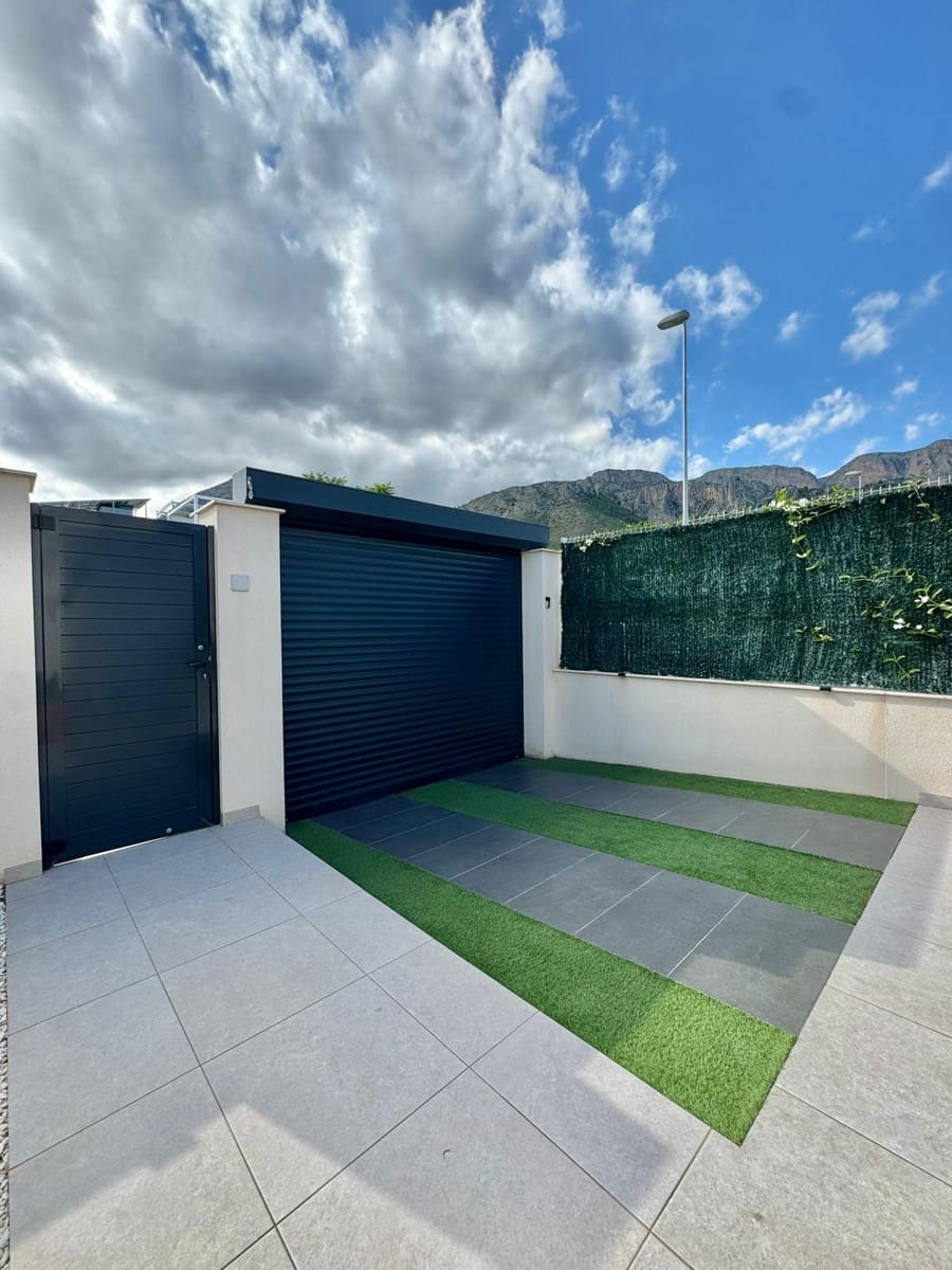 5 sovrum Villa till salu i Polop med pool garage - 649 000 € (Ref: 9453729)