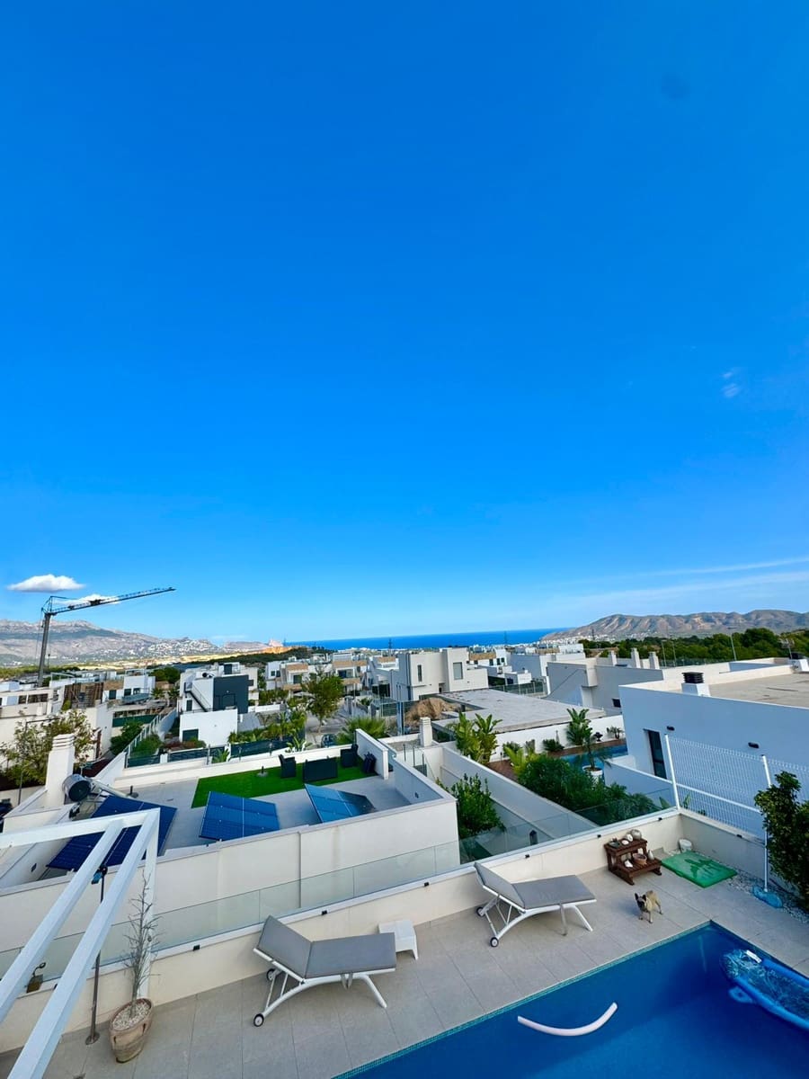 5 sovrum Villa till salu i Polop med pool garage - 649 000 € (Ref: 9453729)