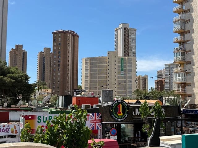 1 sypialnia Apartament na sprzedaż w Levante, Benidorm z basenem garażem - 163 000 € (Ref: 9453732)