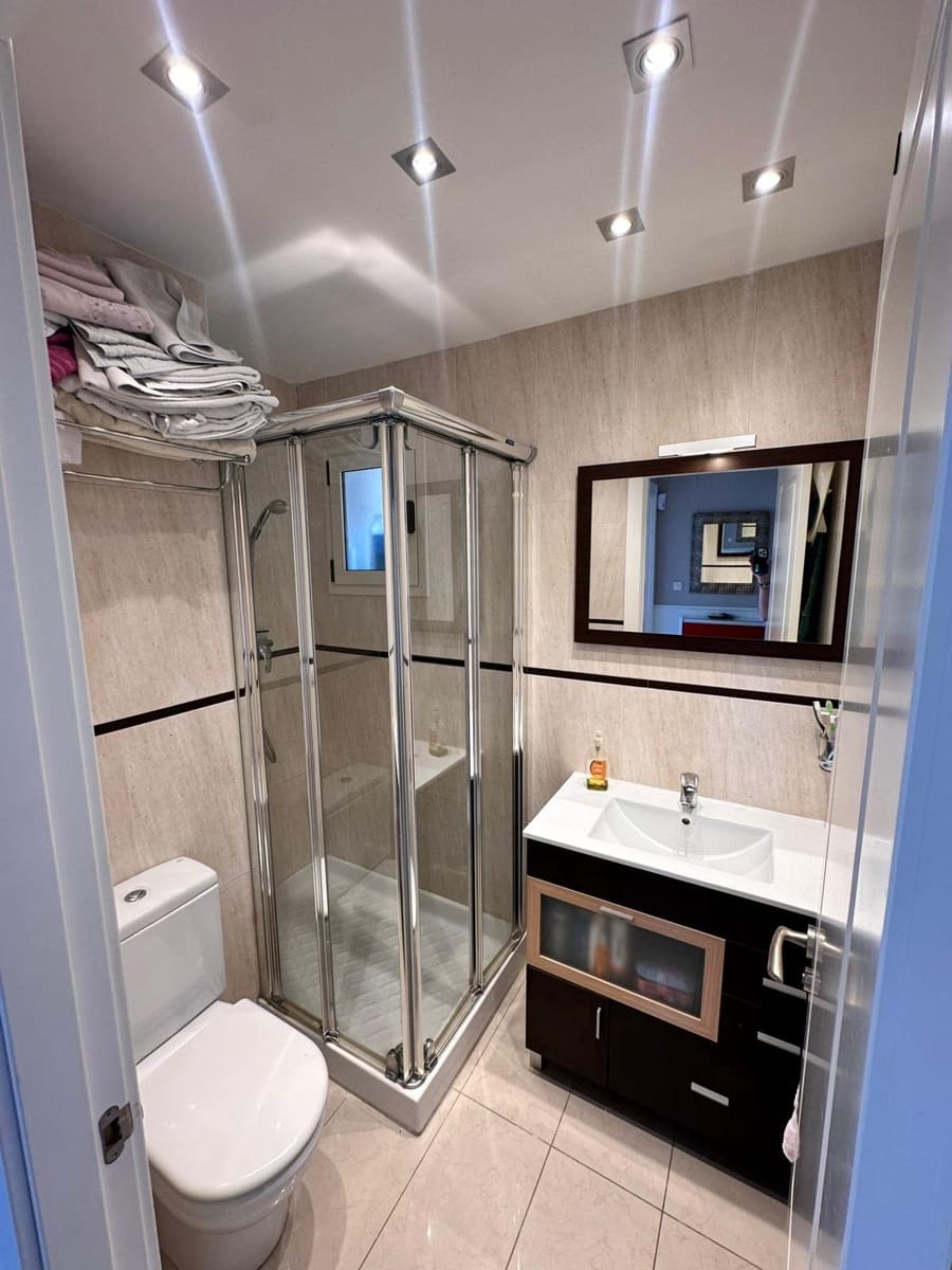 2 sypialnia Apartament na sprzedaż w Benidorm z basenem - 360 000 € (Ref: 9453735)