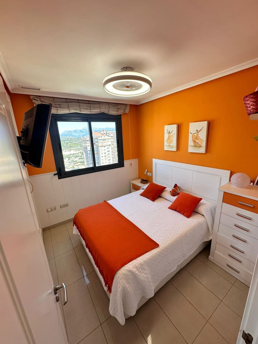 2 sypialnia Apartament na sprzedaż w Benidorm z basenem - 360 000 € (Ref: 9453735)