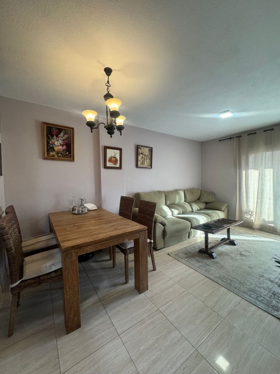 Apartamento de 2 habitaciones en La Villajoyosa / Vila Joiosa en venta con piscina garaje - 265.000 € (Ref: 9453737)