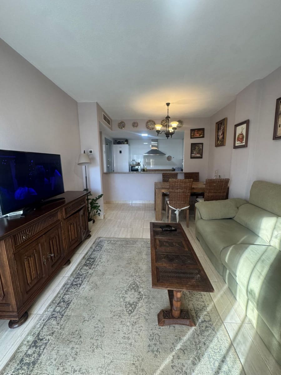 Apartamento de 2 habitaciones en La Villajoyosa / Vila Joiosa en venta con piscina garaje - 265.000 € (Ref: 9453737)