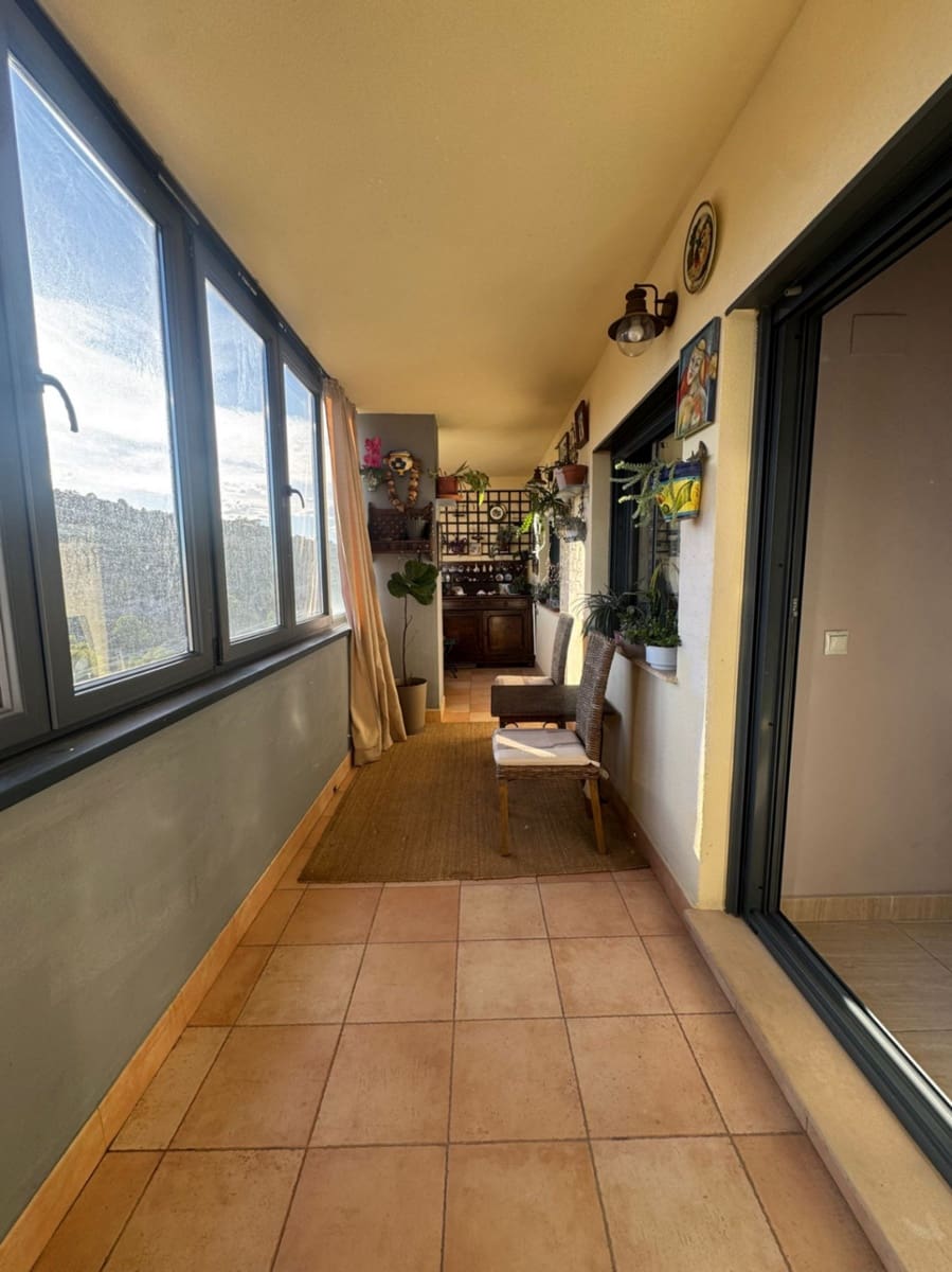 Apartamento de 2 habitaciones en La Villajoyosa / Vila Joiosa en venta con piscina garaje - 265.000 € (Ref: 9453737)