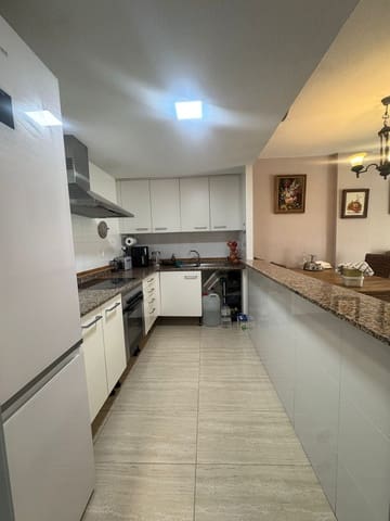 Apartamento de 2 habitaciones en La Villajoyosa / Vila Joiosa en venta con piscina garaje - 265.000 € (Ref: 9453737)