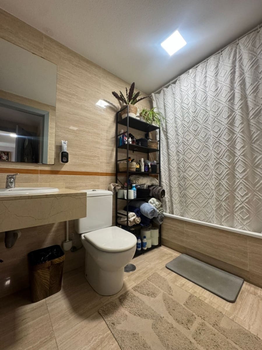 Apartamento de 2 habitaciones en La Villajoyosa / Vila Joiosa en venta con piscina garaje - 265.000 € (Ref: 9453737)