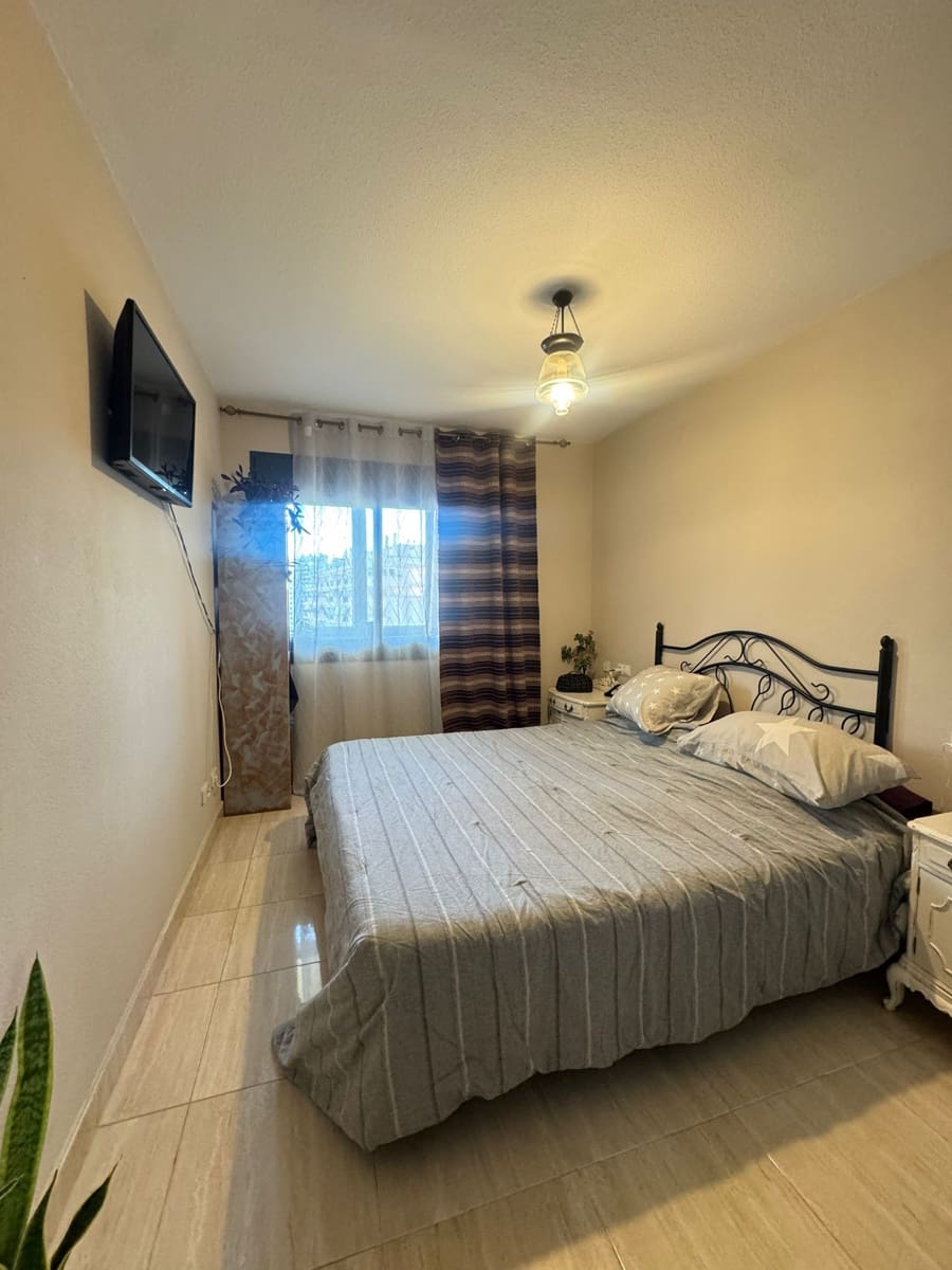 Apartamento de 2 habitaciones en La Villajoyosa / Vila Joiosa en venta con piscina garaje - 265.000 € (Ref: 9453737)