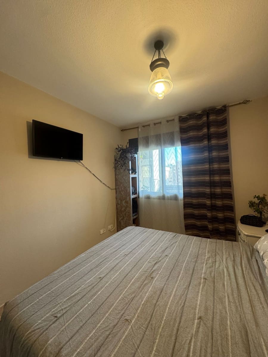 Apartamento de 2 habitaciones en La Villajoyosa / Vila Joiosa en venta con piscina garaje - 265.000 € (Ref: 9453737)