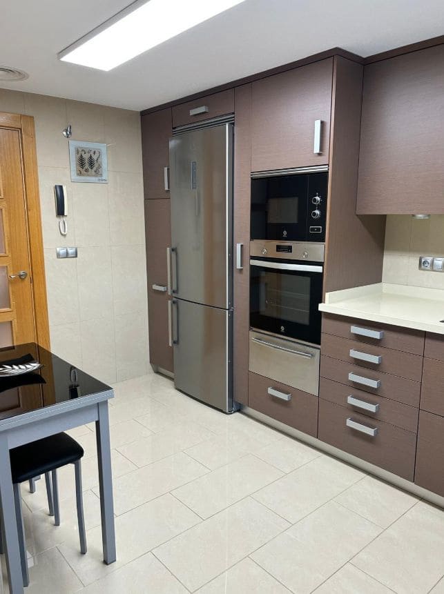 3 bedroom Apartment for sale in Benidorm with pool garage - € 320,000 (Ref: 9453740)