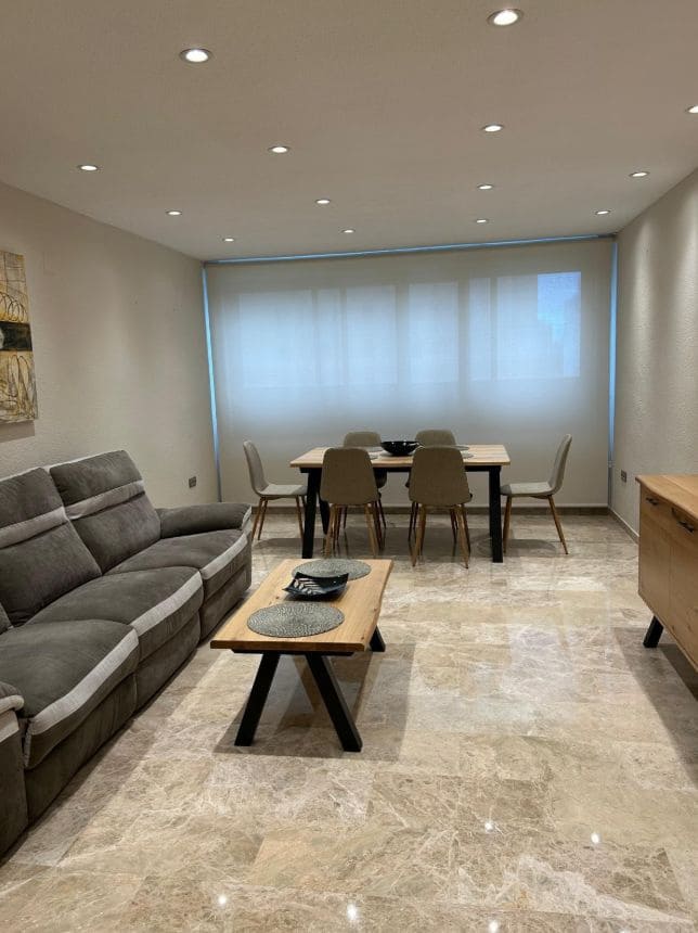 3 bedroom Apartment for sale in Benidorm with pool garage - € 320,000 (Ref: 9453740)