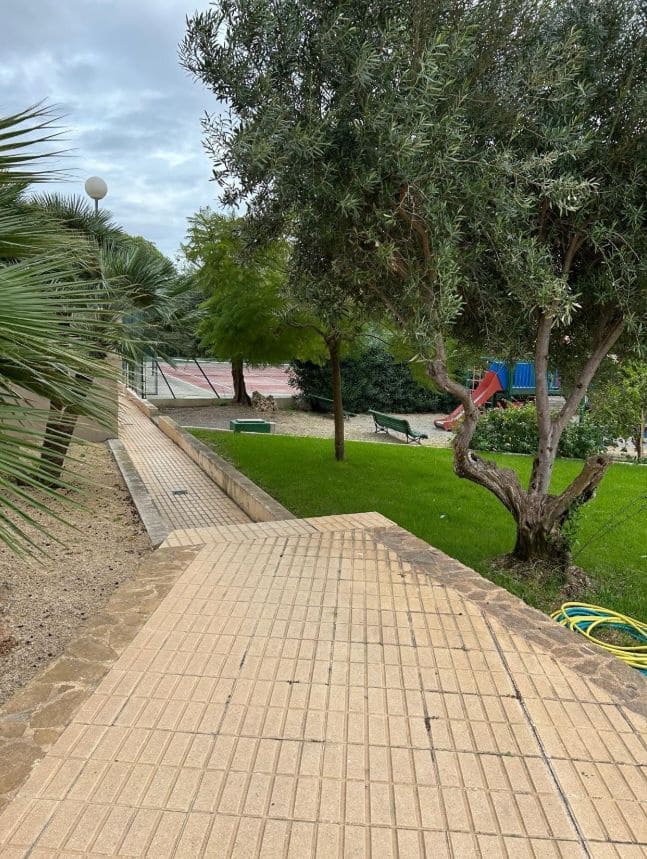 3 bedroom Apartment for sale in Benidorm with pool garage - € 320,000 (Ref: 9453740)