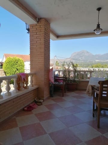 8 bedroom Villa for sale in Rincón de Loix, Benidorm with pool garage - € 890,000 (Ref: 9453743)