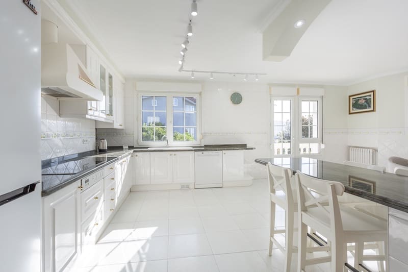 5 sypialnia Willa na sprzedaż w Gijon z garażem - 1 290 000 € (Ref: 9453744)