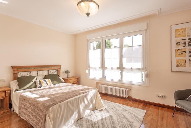 5 sypialnia Willa na sprzedaż w Gijon z garażem - 1 290 000 € (Ref: 9453744)