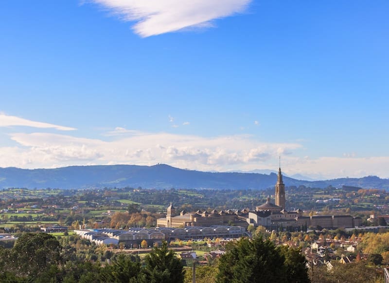 5 sypialnia Willa na sprzedaż w Gijon z garażem - 1 290 000 € (Ref: 9453744)