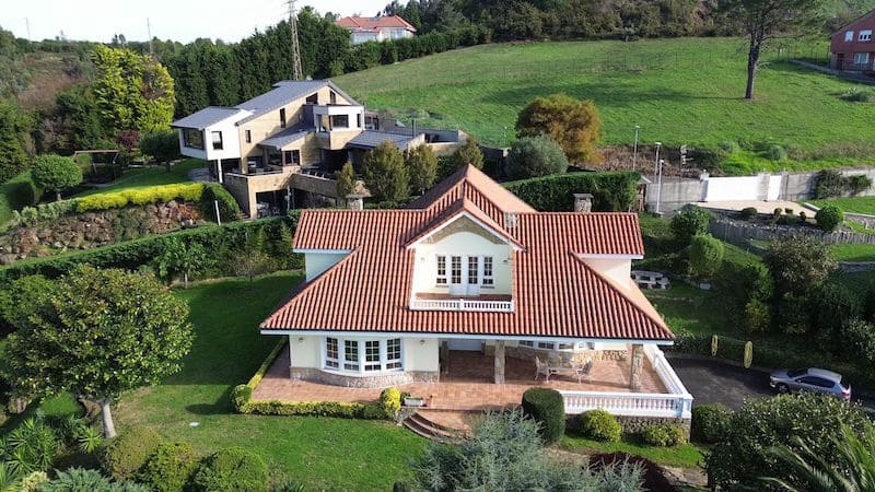 5 sypialnia Willa na sprzedaż w Gijon z garażem - 1 290 000 € (Ref: 9453744)