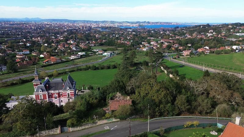 5 sypialnia Willa na sprzedaż w Gijon z garażem - 1 290 000 € (Ref: 9453744)