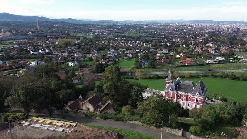 5 sypialnia Willa na sprzedaż w Gijon z garażem - 1 290 000 € (Ref: 9453744)