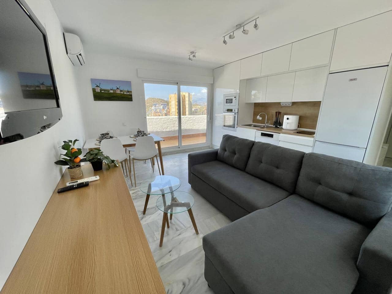2 sypialnia Apartament na sprzedaż w Benidorm z basenem garażem - 268 000 € (Ref: 9453746)