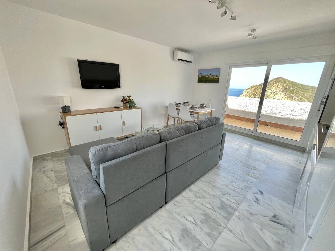 2 sypialnia Apartament na sprzedaż w Benidorm z basenem garażem - 268 000 € (Ref: 9453746)