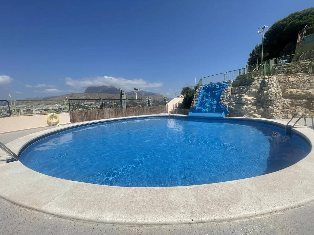 2 sypialnia Apartament na sprzedaż w Benidorm z basenem garażem - 268 000 € (Ref: 9453746)