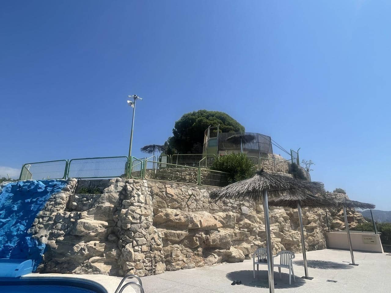 2 sypialnia Apartament na sprzedaż w Benidorm z basenem garażem - 268 000 € (Ref: 9453746)