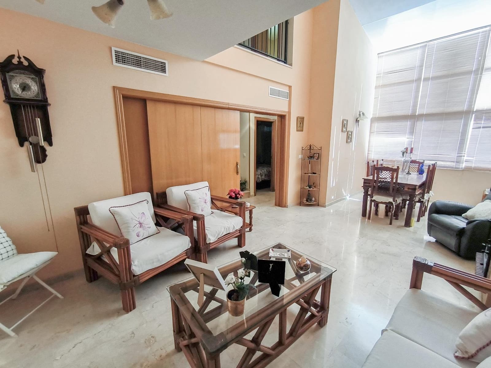 5 bedroom Villa for sale in La Nucia with pool garage - € 550,000 (Ref: 9453768)