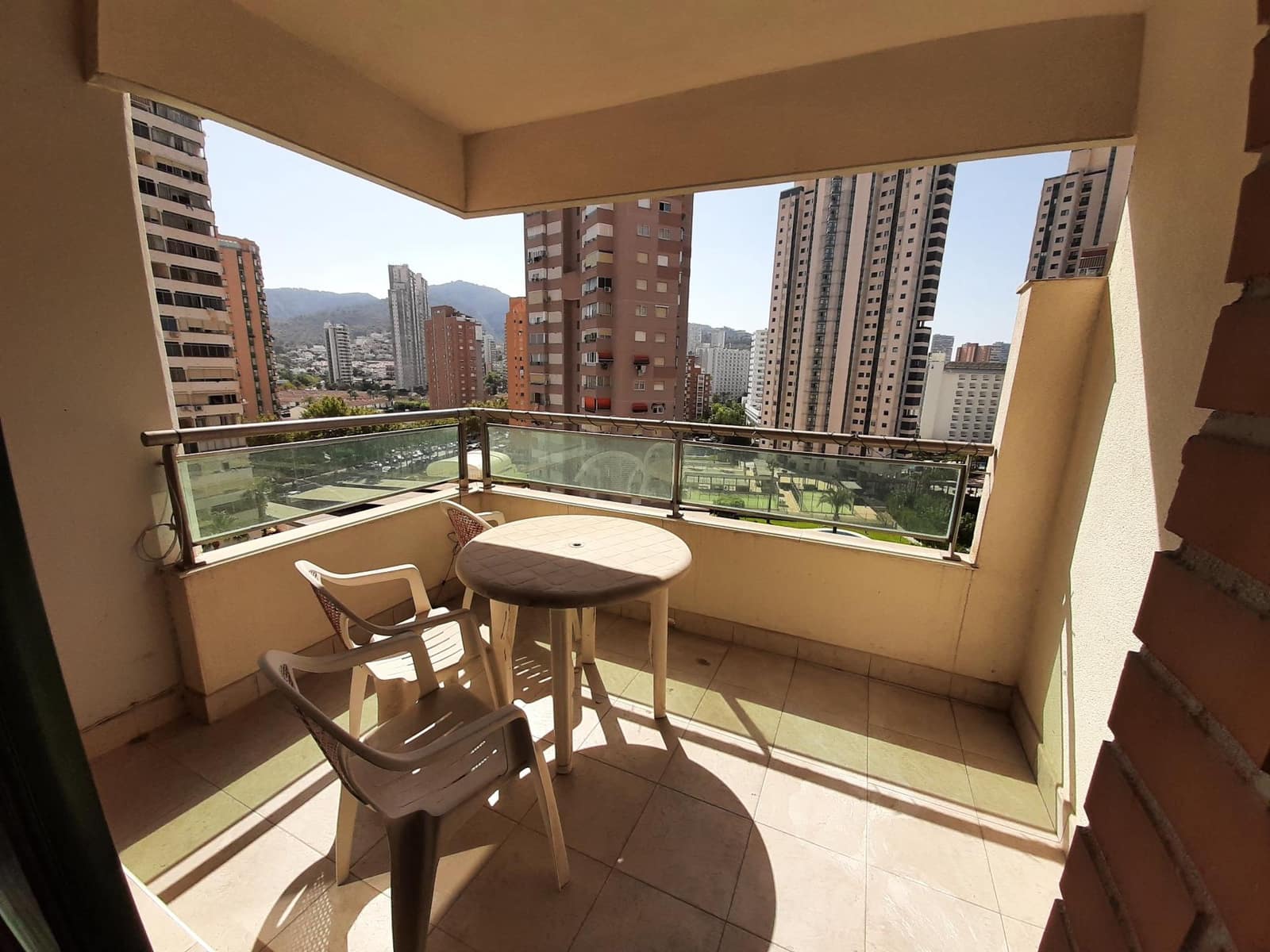 1 soverom Leilighet til salgs i Benidorm med svømmebasseng - € 244 000 (Ref: 9453769)