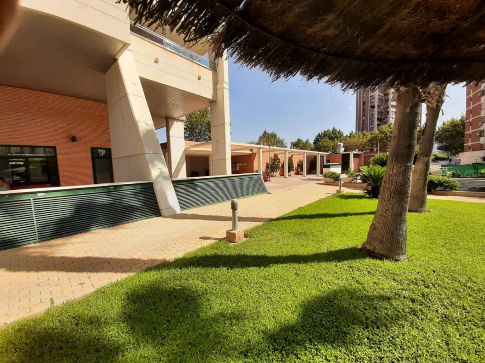 1 soverom Leilighet til salgs i Benidorm med svømmebasseng - € 244 000 (Ref: 9453769)