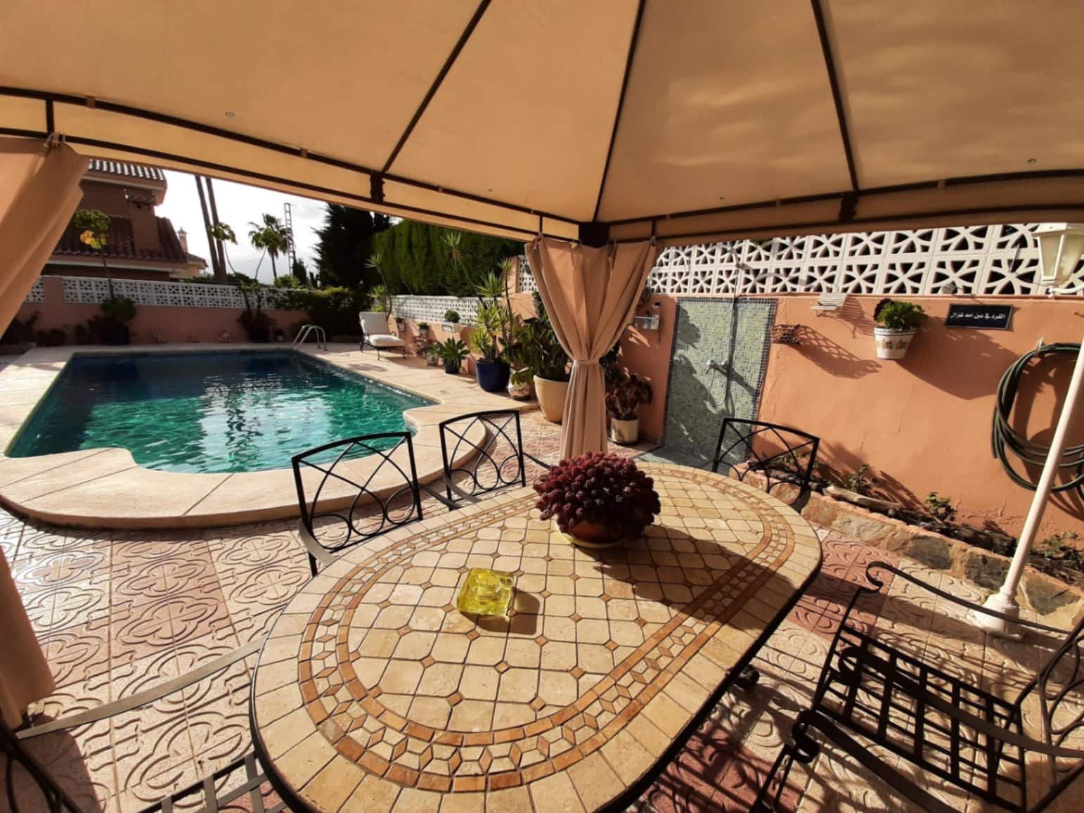 4 bedroom Villa for sale in Benidorm with pool garage - € 990,000 (Ref: 9453770)