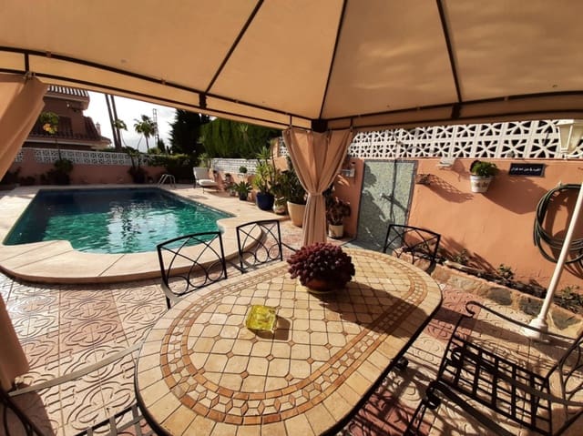 4 bedroom Villa for sale in Rincón de Loix, Benidorm with pool garage - € 990,000 (Ref: 9453770)