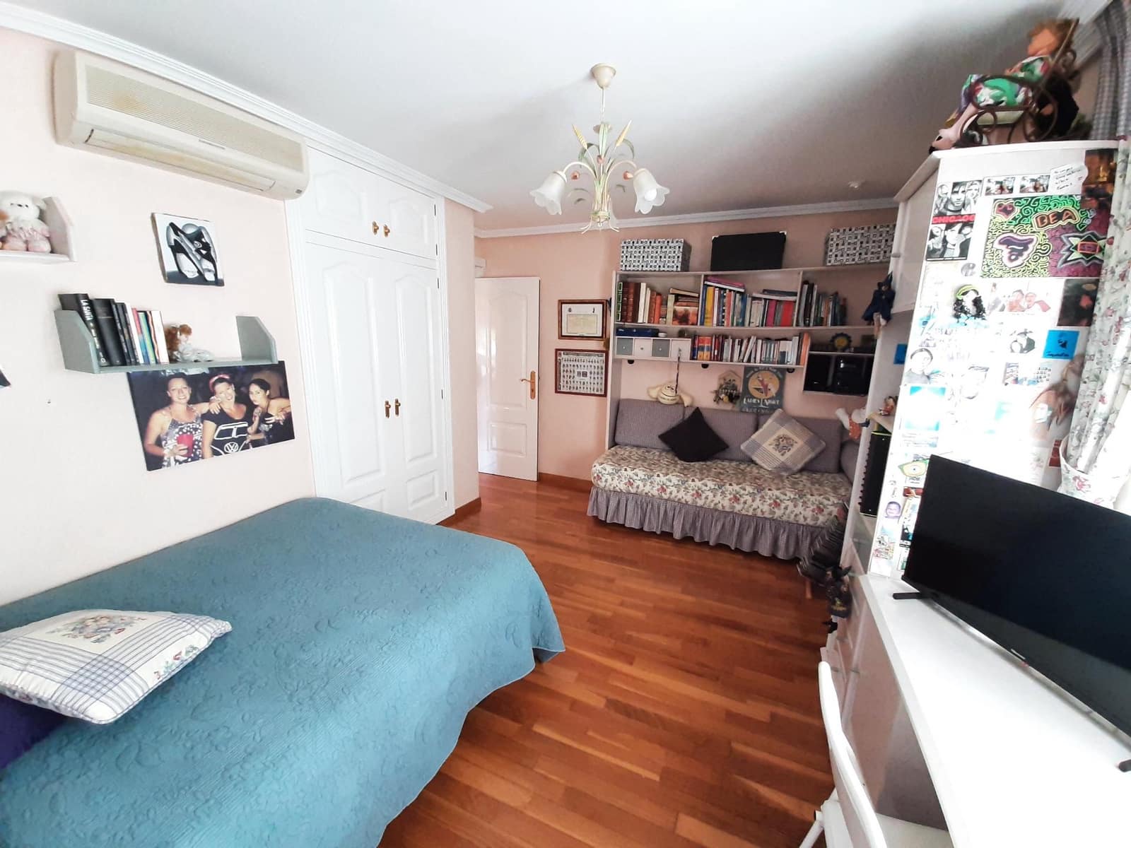 4 bedroom Villa for sale in Benidorm with pool garage - € 990,000 (Ref: 9453770)