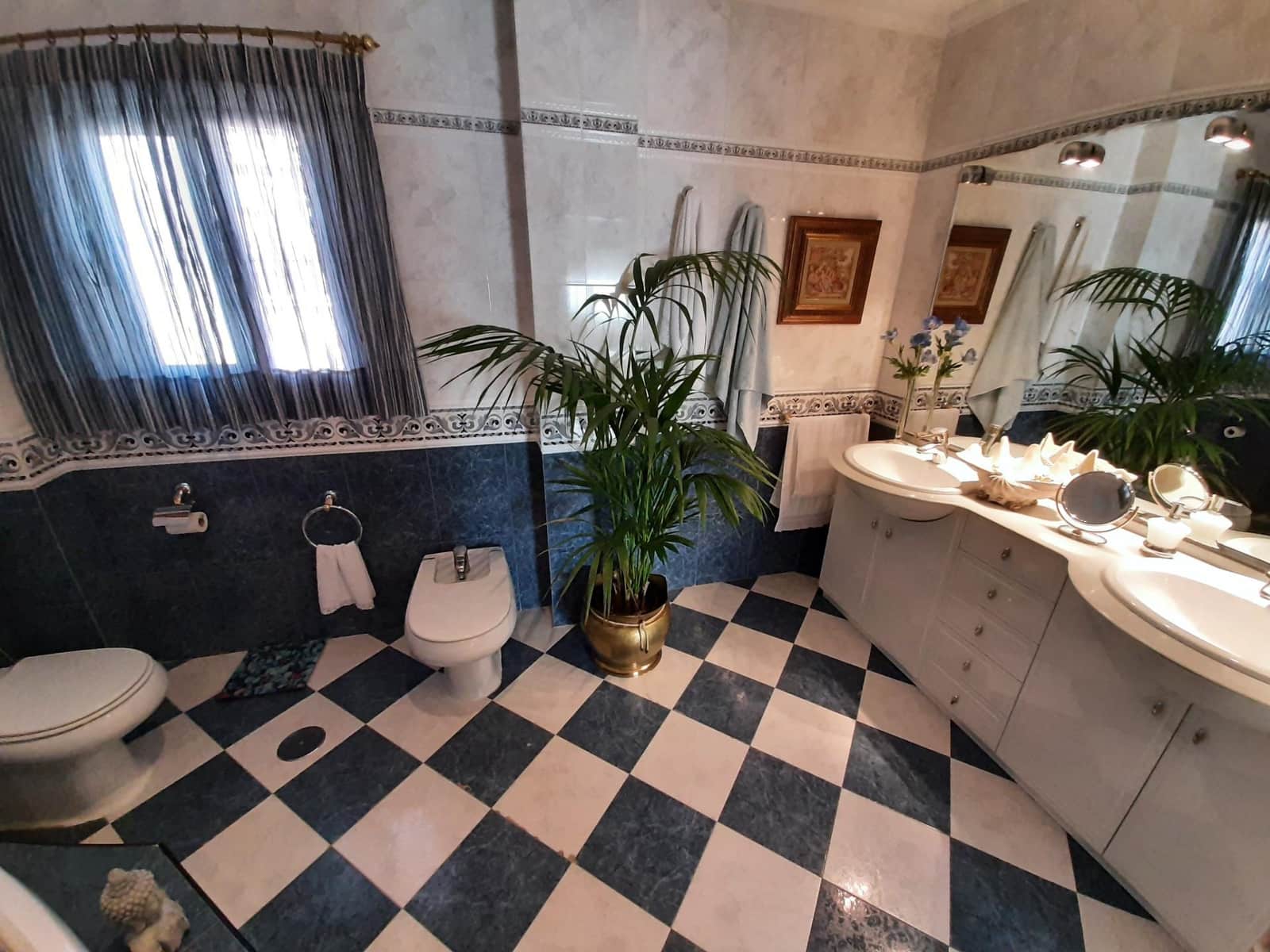 4 bedroom Villa for sale in Benidorm with pool garage - € 990,000 (Ref: 9453770)