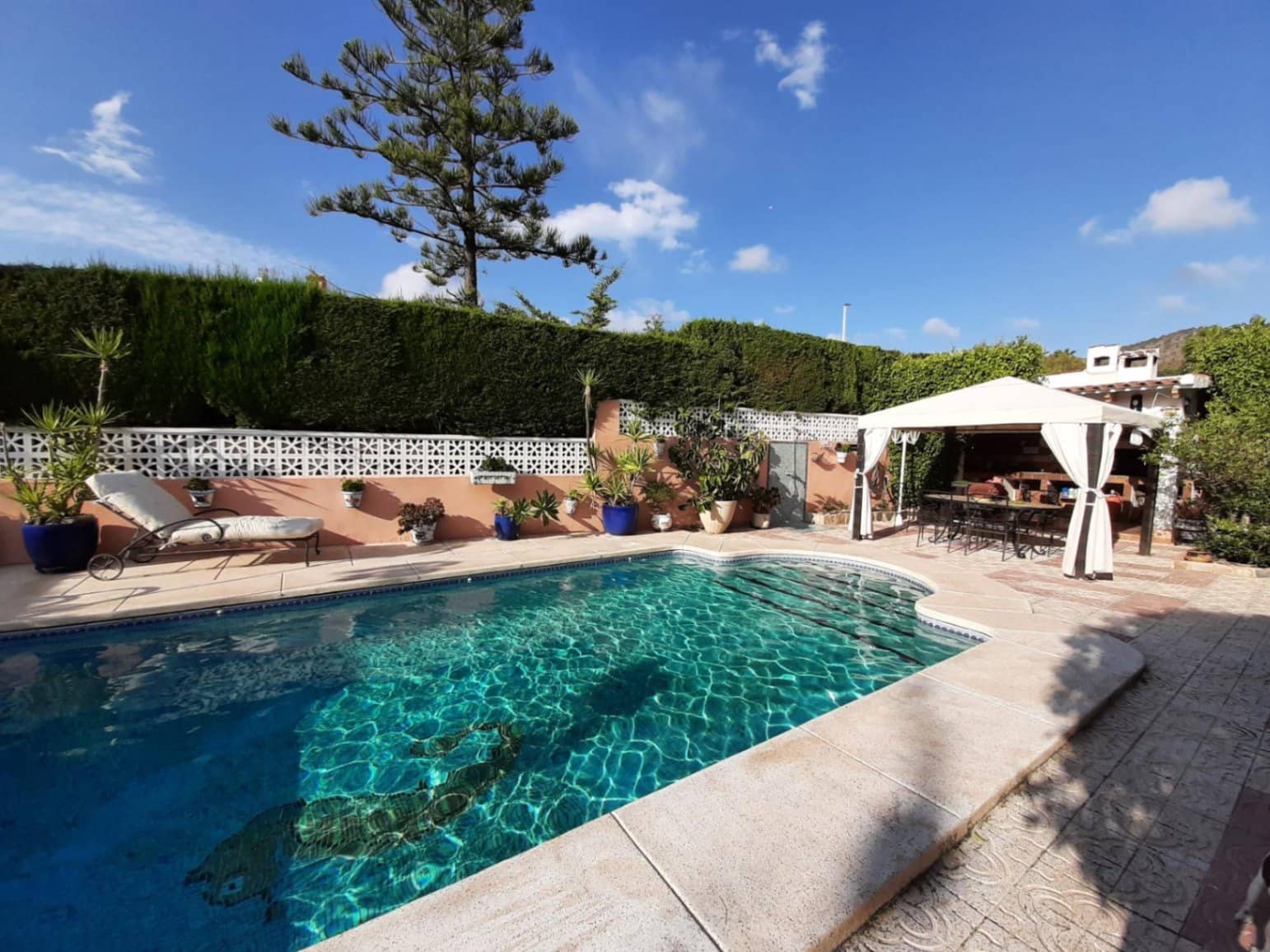 4 bedroom Villa for sale in Benidorm with pool garage - € 990,000 (Ref: 9453770)