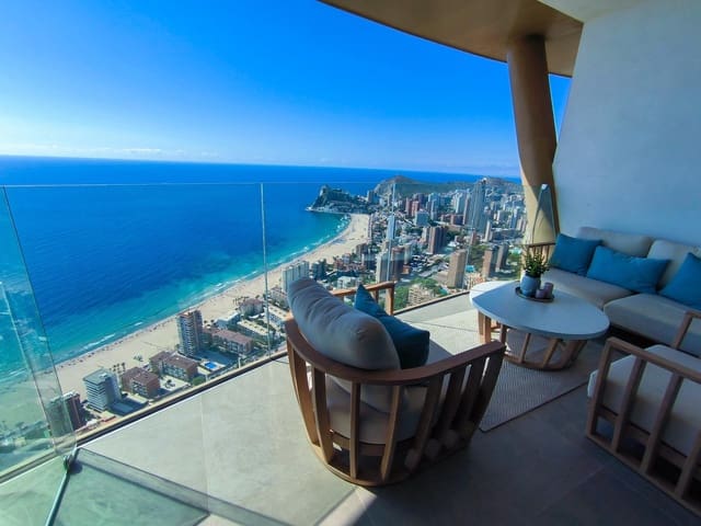 3 bedroom Apartment for sale in Poniente, Benidorm with pool garage - € 1,785,000 (Ref: 9453775)