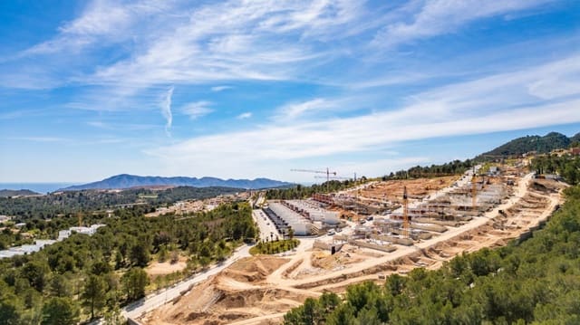 3 sovrum Villa till salu i Polop med pool garage - 540 000 € (Ref: 9453782)