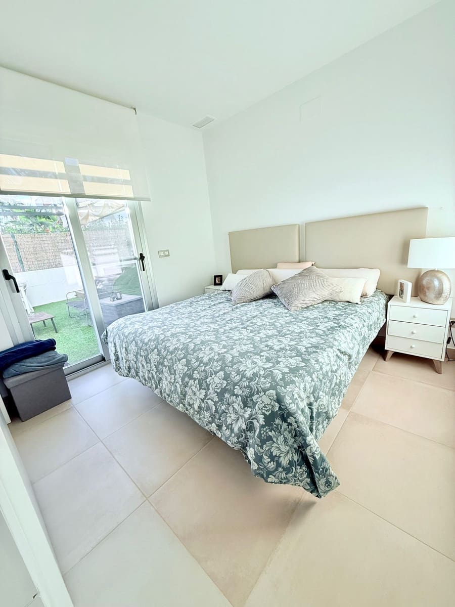 Apartamento de 2 habitaciones en Finestrat en venta con piscina garaje - 344.000 € (Ref: 9453793)