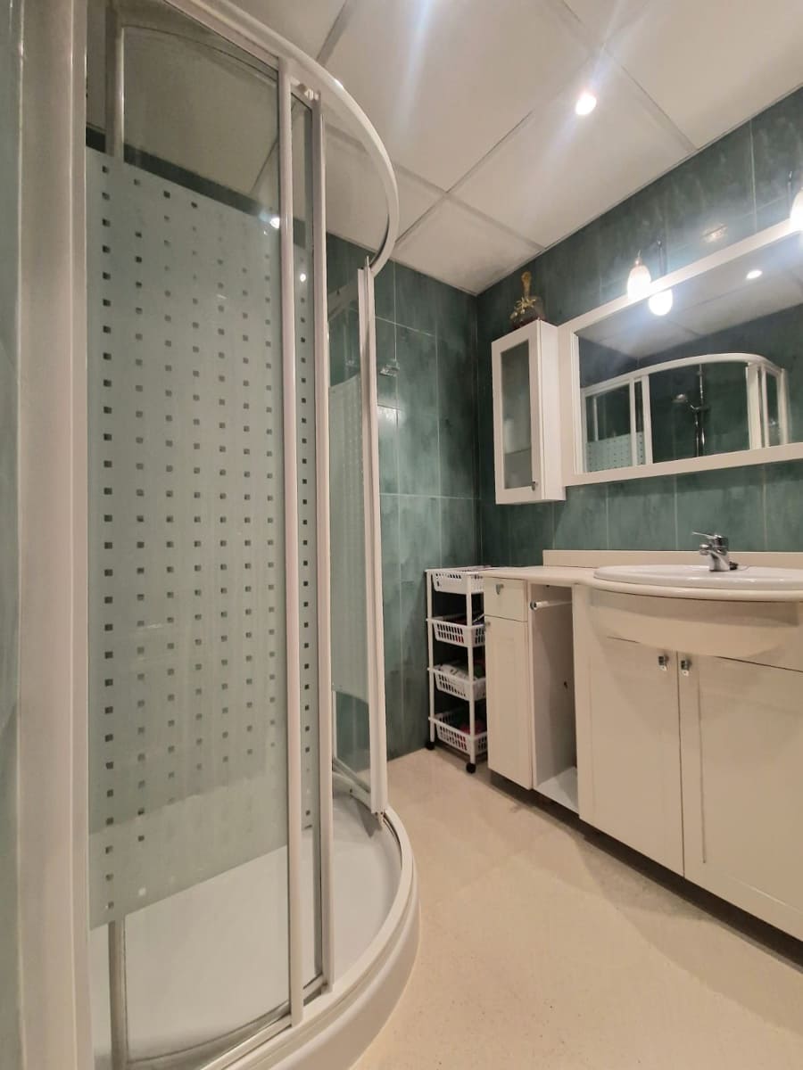 1 soverom Leilighet til salgs i Benidorm med svømmebasseng garasje - € 310 000 (Ref: 9453794)