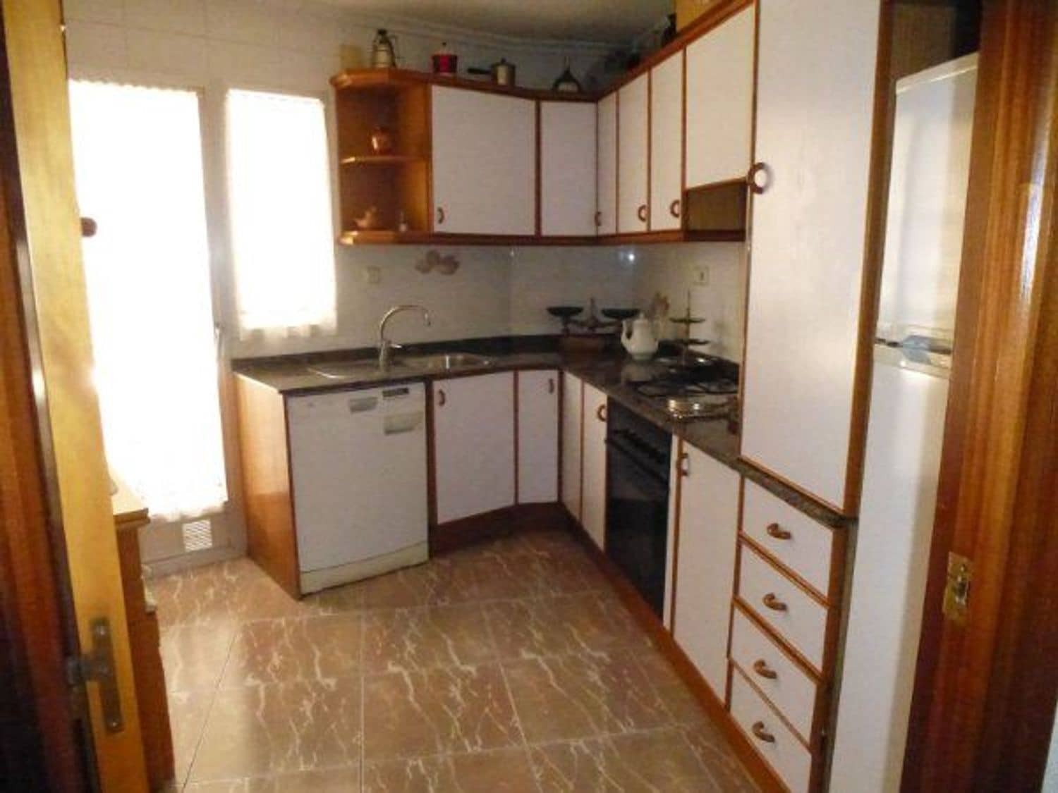 4 bedroom Apartment for sale in Alicante / Alacant city - € 368,000 (Ref: 9453796)