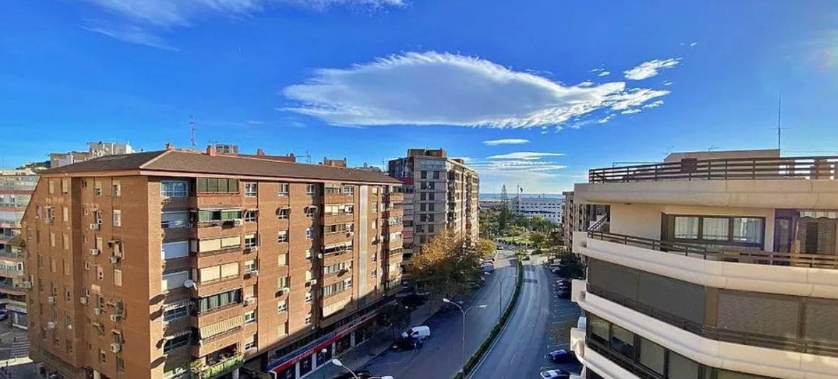 4 soverom Leilighet til salgs i Alicante by med svømmebasseng garasje - € 450 000 (Ref: 9453797)