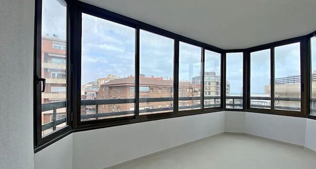 4 slaapkamer Appartement te koop in Alicante stad met zwembad garage - € 450.000 (Ref: 9453797)