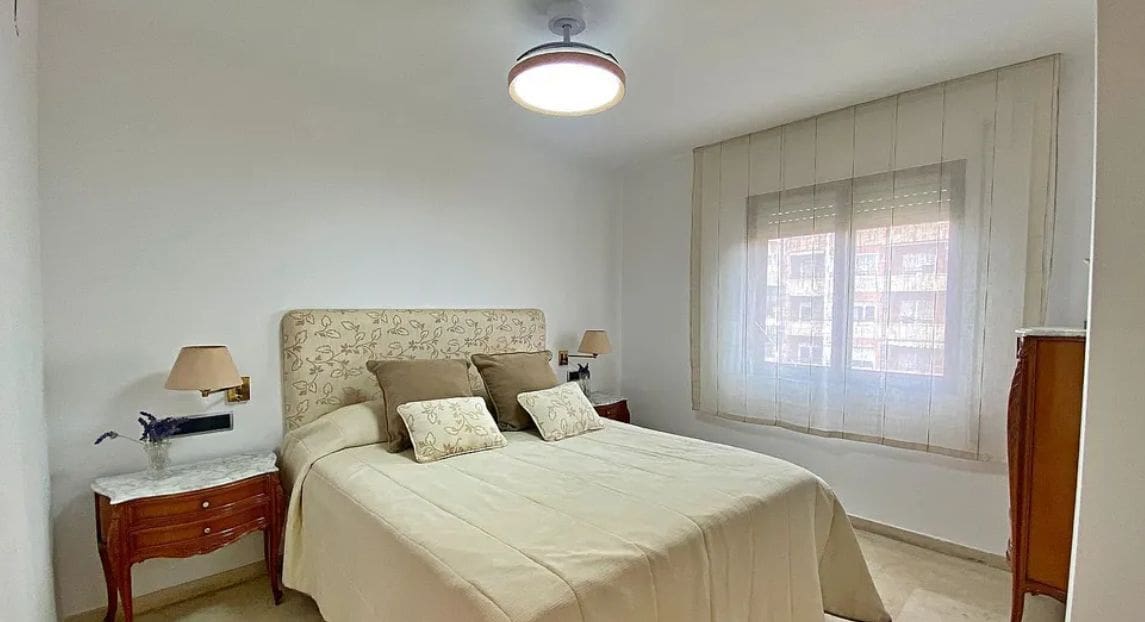 4 soverom Leilighet til salgs i Alicante by med svømmebasseng garasje - € 450 000 (Ref: 9453797)