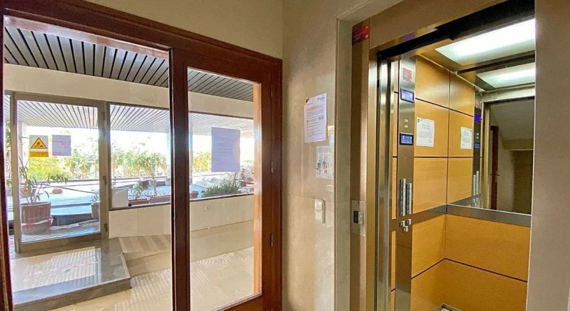 4 soverom Leilighet til salgs i Alicante by med svømmebasseng garasje - € 450 000 (Ref: 9453797)